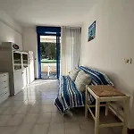 Vera Cruz Gemini Apartment